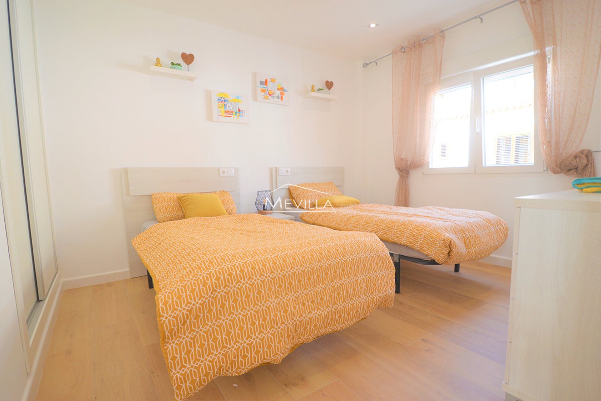 Återförsäljare -  - Orihuela Costa - Playa Flamenca