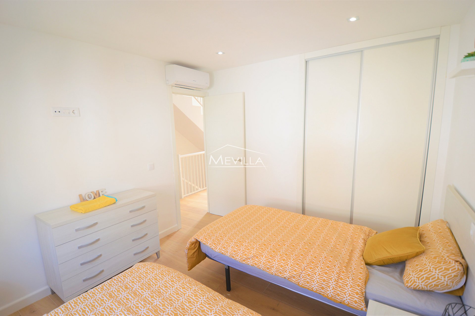 Återförsäljare -  - Orihuela Costa - Playa Flamenca