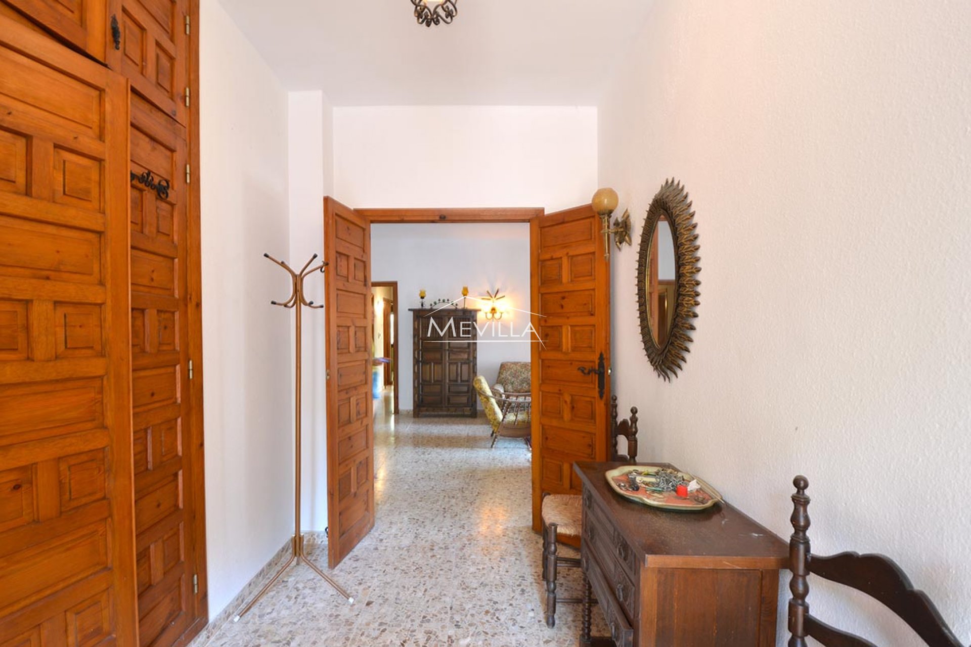 Återförsäljare - Plot - Orihuela Costa - Campoamor