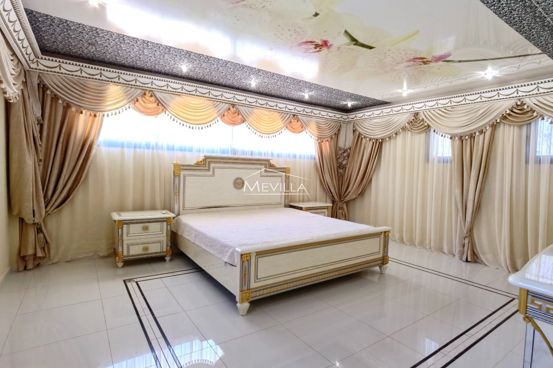 Återförsäljare - Villa - Altea