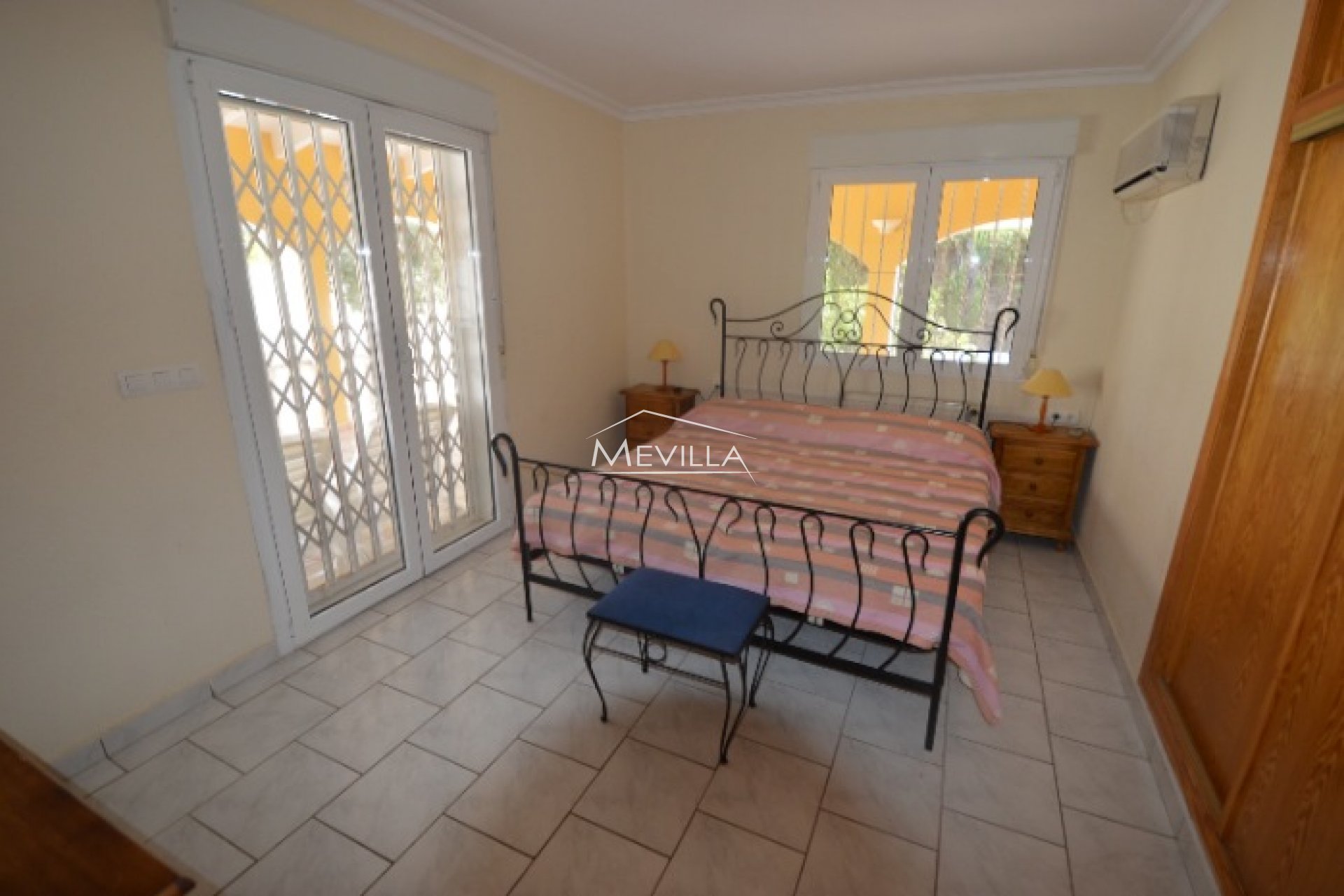 Återförsäljare - Villa - Orihuela Costa - Cabo Roig