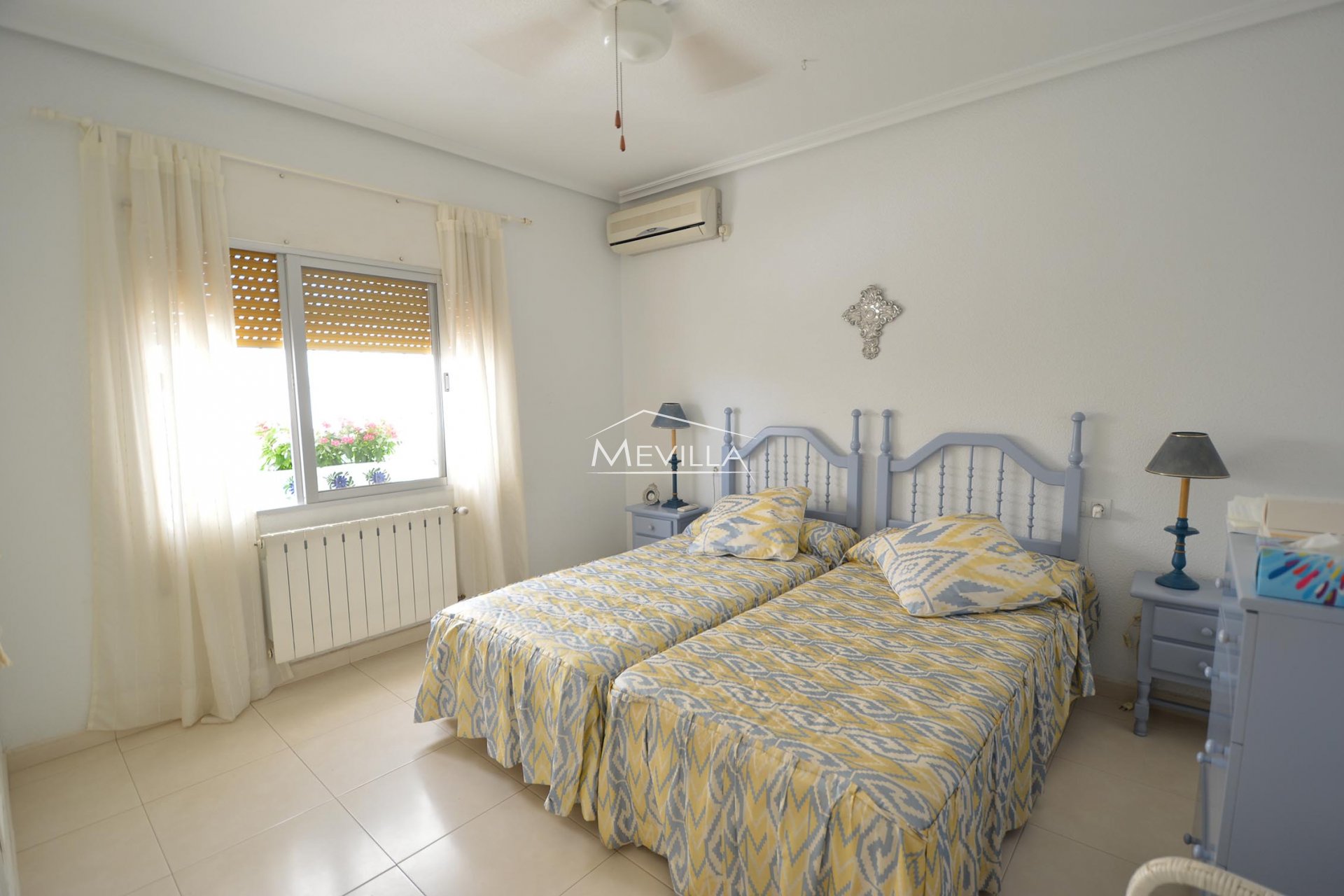 Återförsäljare - Villa - Orihuela Costa - Campoamor