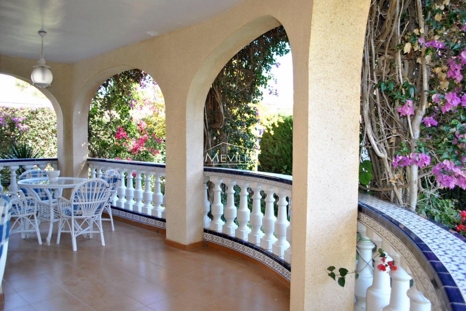 Återförsäljare - Villa - Orihuela Costa - Campoamor