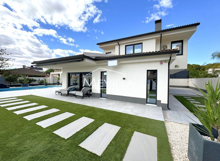 Återförsäljare - Villa - Orihuela Costa - Campoamor