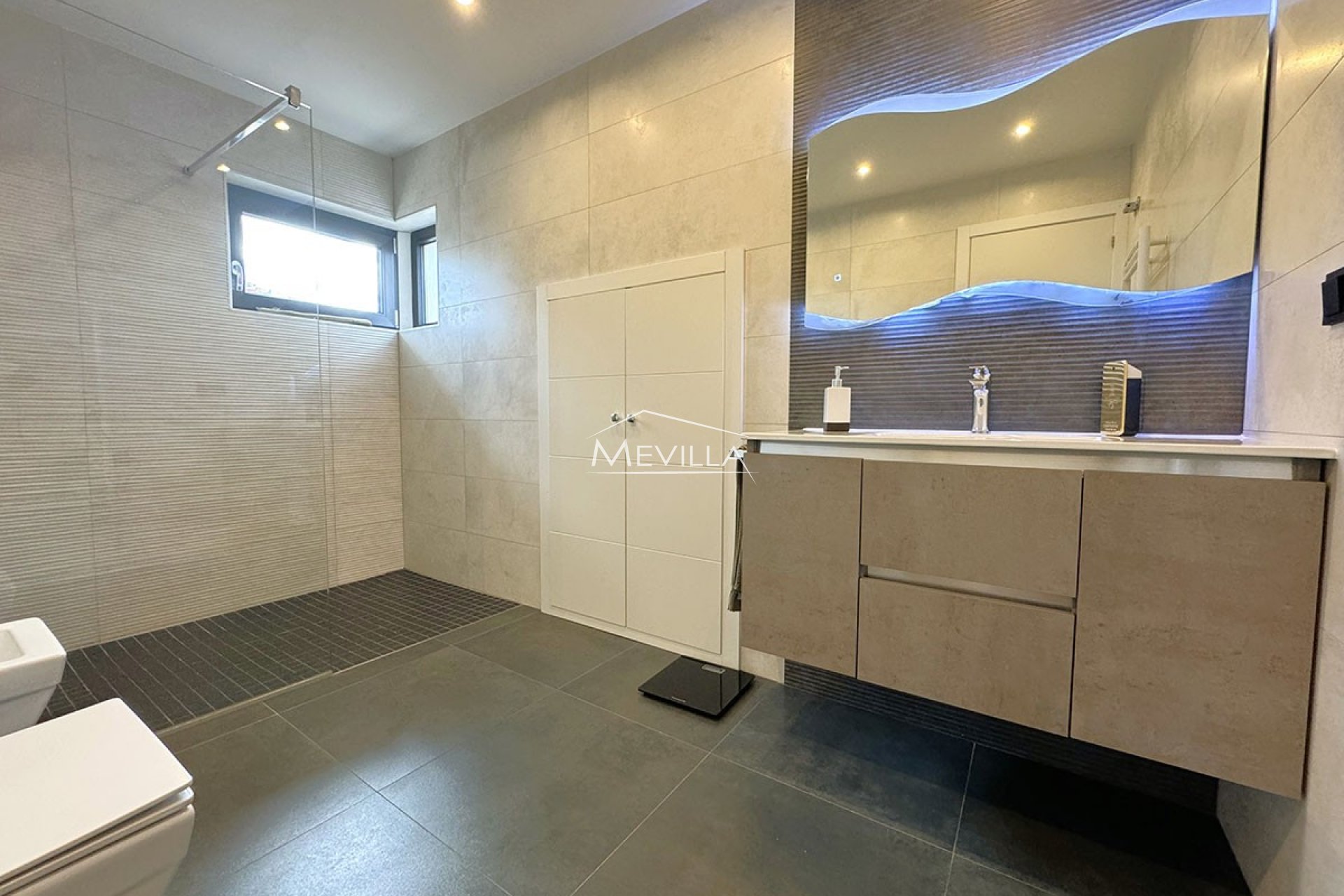 Återförsäljare - Villa - Orihuela Costa - Campoamor