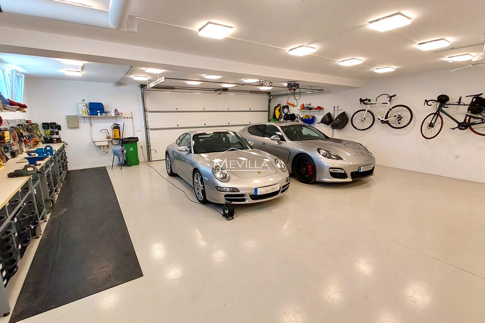 Återförsäljare - Villa - Orihuela Costa - Campoamor