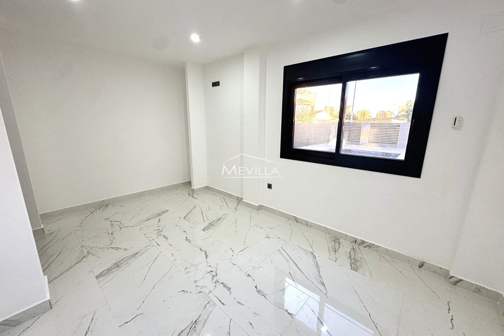 Återförsäljare - Villa - Orihuela Costa - Campoamor