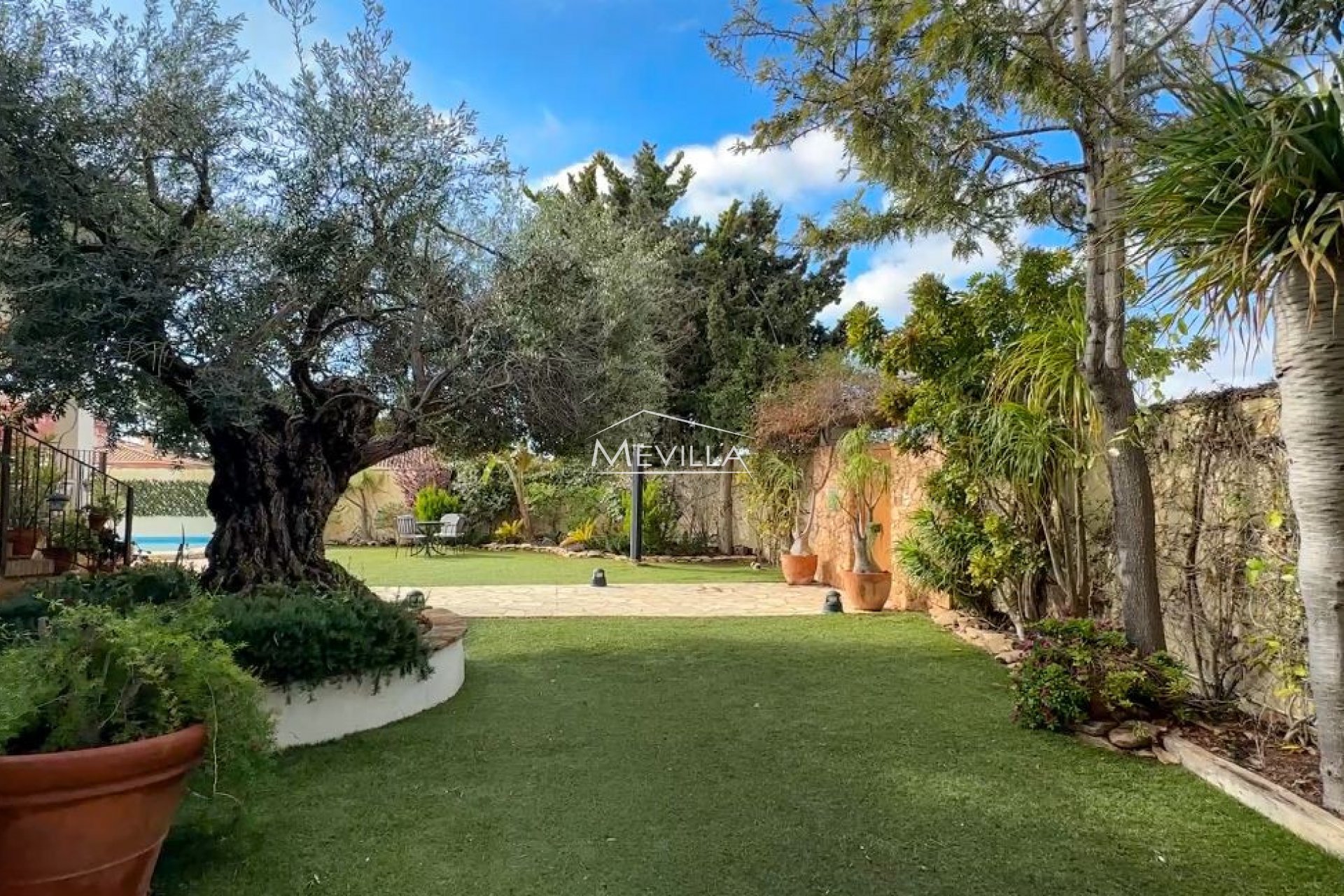 Återförsäljare - Villa - Orihuela Costa - Campoamor