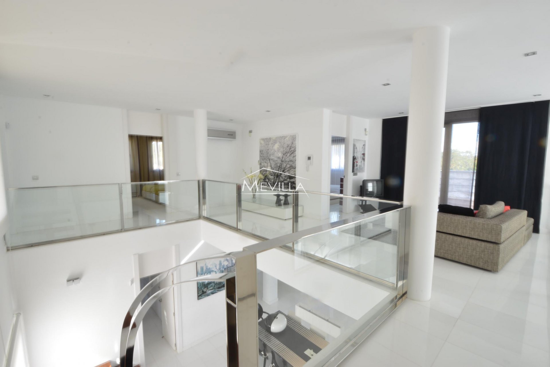 Återförsäljare - Villa - Orihuela Costa - La Zenia