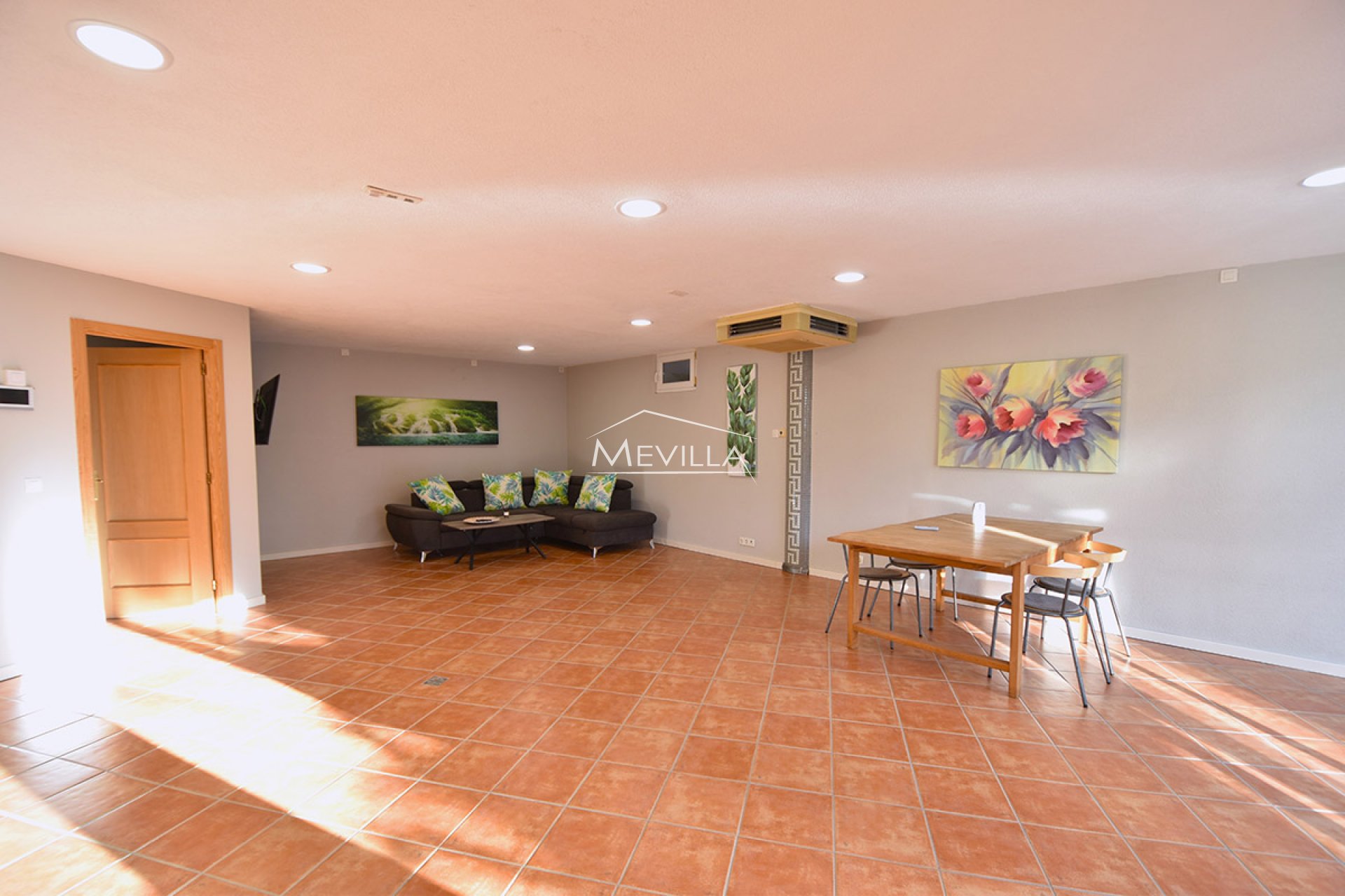 Återförsäljare - Villa - Orihuela Costa - La Zenia