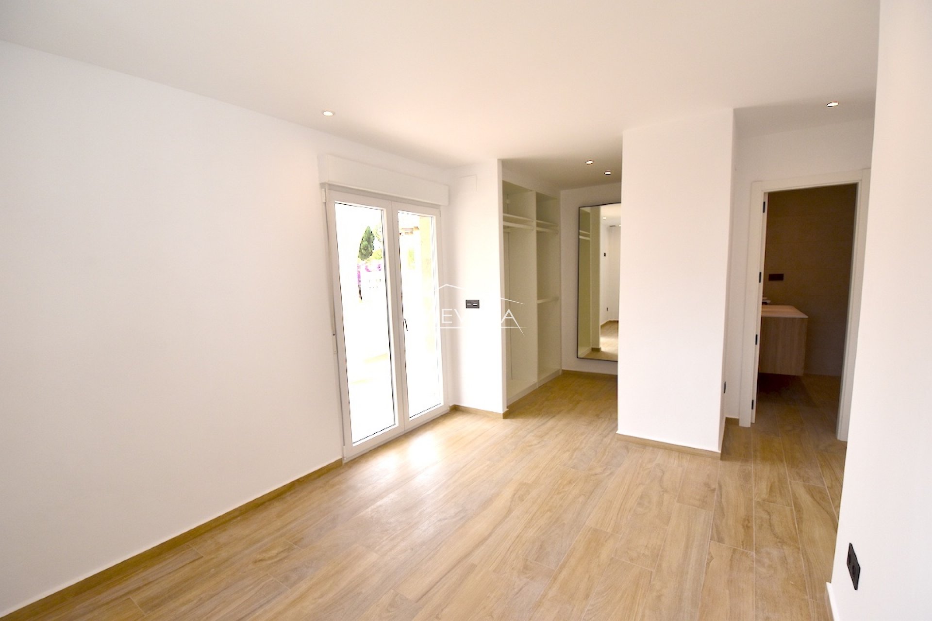 Återförsäljare - Villa - Orihuela Costa - La Zenia