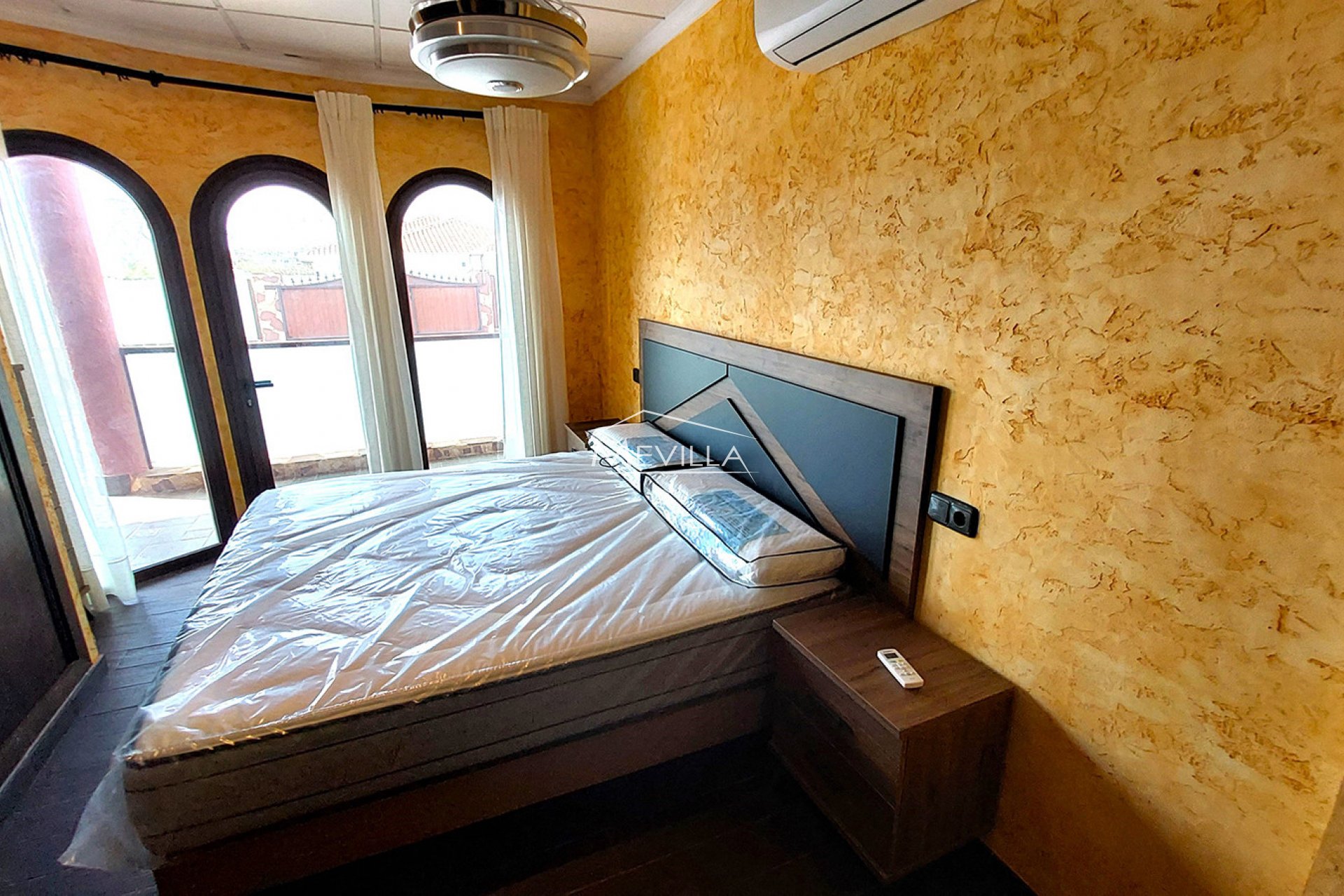 Återförsäljare - Villa - Orihuela Costa - La Zenia