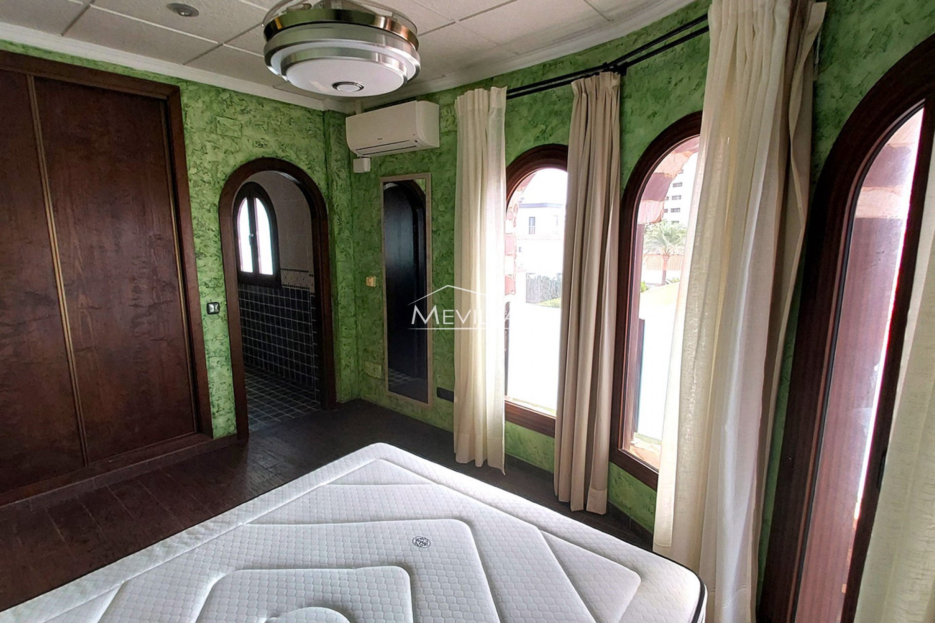 Återförsäljare - Villa - Orihuela Costa - La Zenia