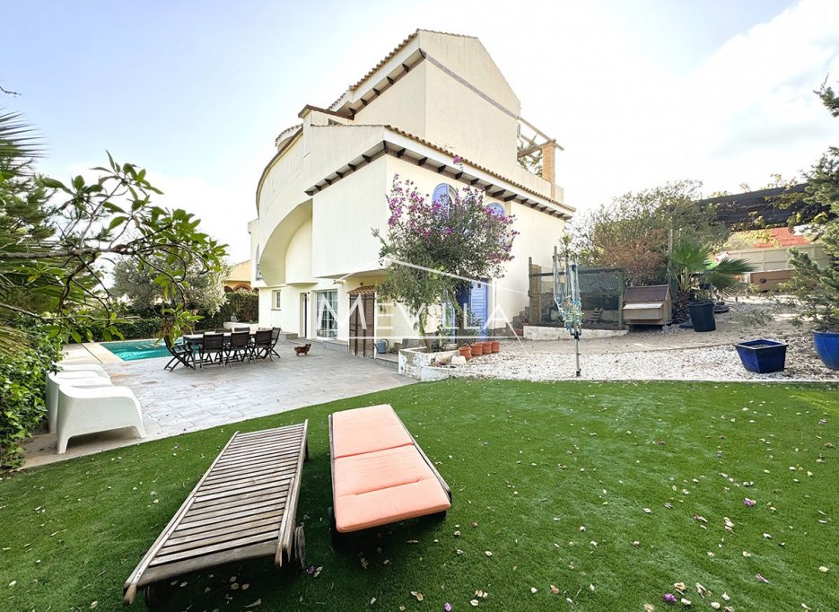 Återförsäljare - Villa - Orihuela Costa - La Zenia