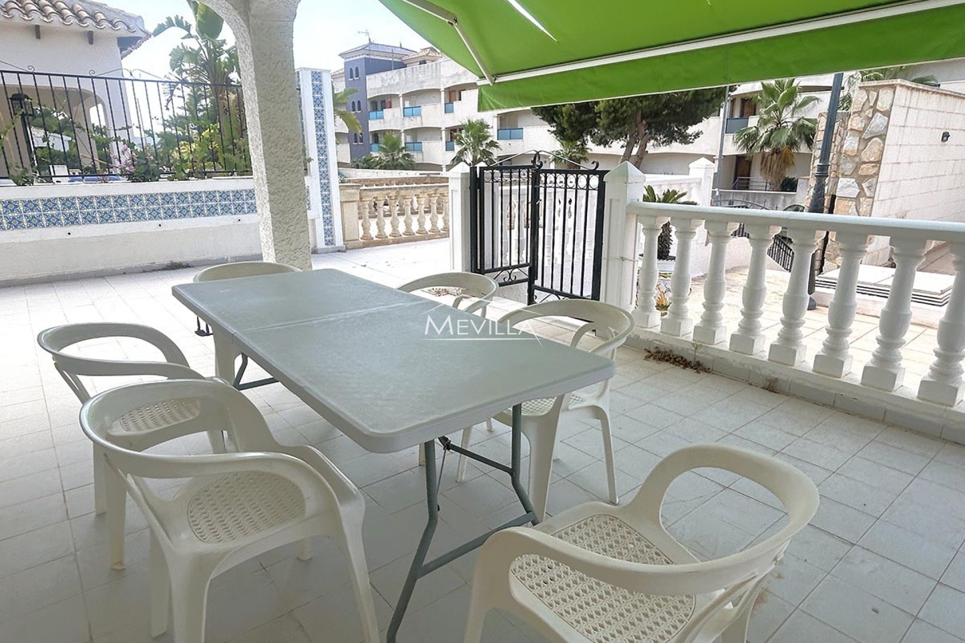 Återförsäljare - Villa - Orihuela Costa - La Zenia