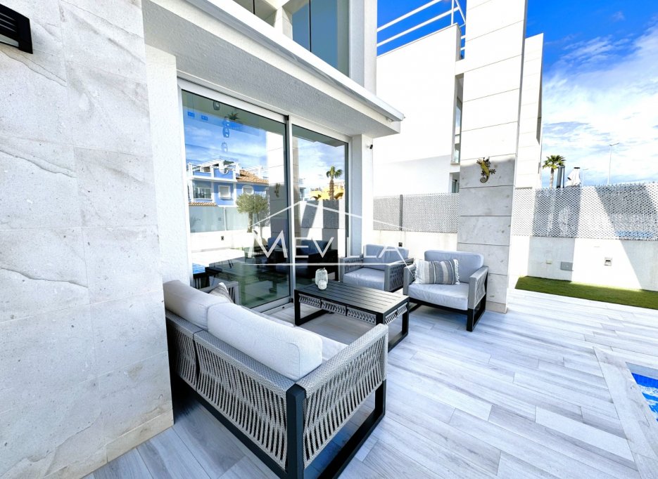 Återförsäljare - Villa - Orihuela Costa - Lomas de Cabo Roig