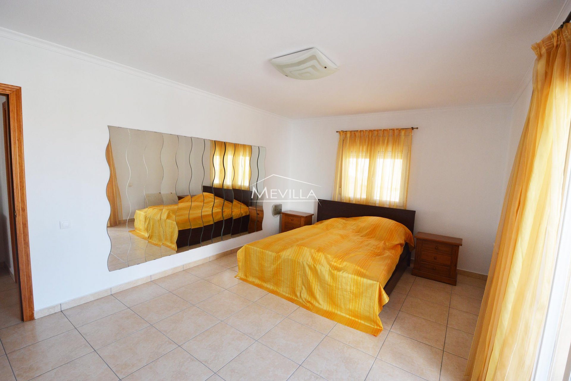 Återförsäljare - Villa - Orihuela Costa - Mil Palmeras