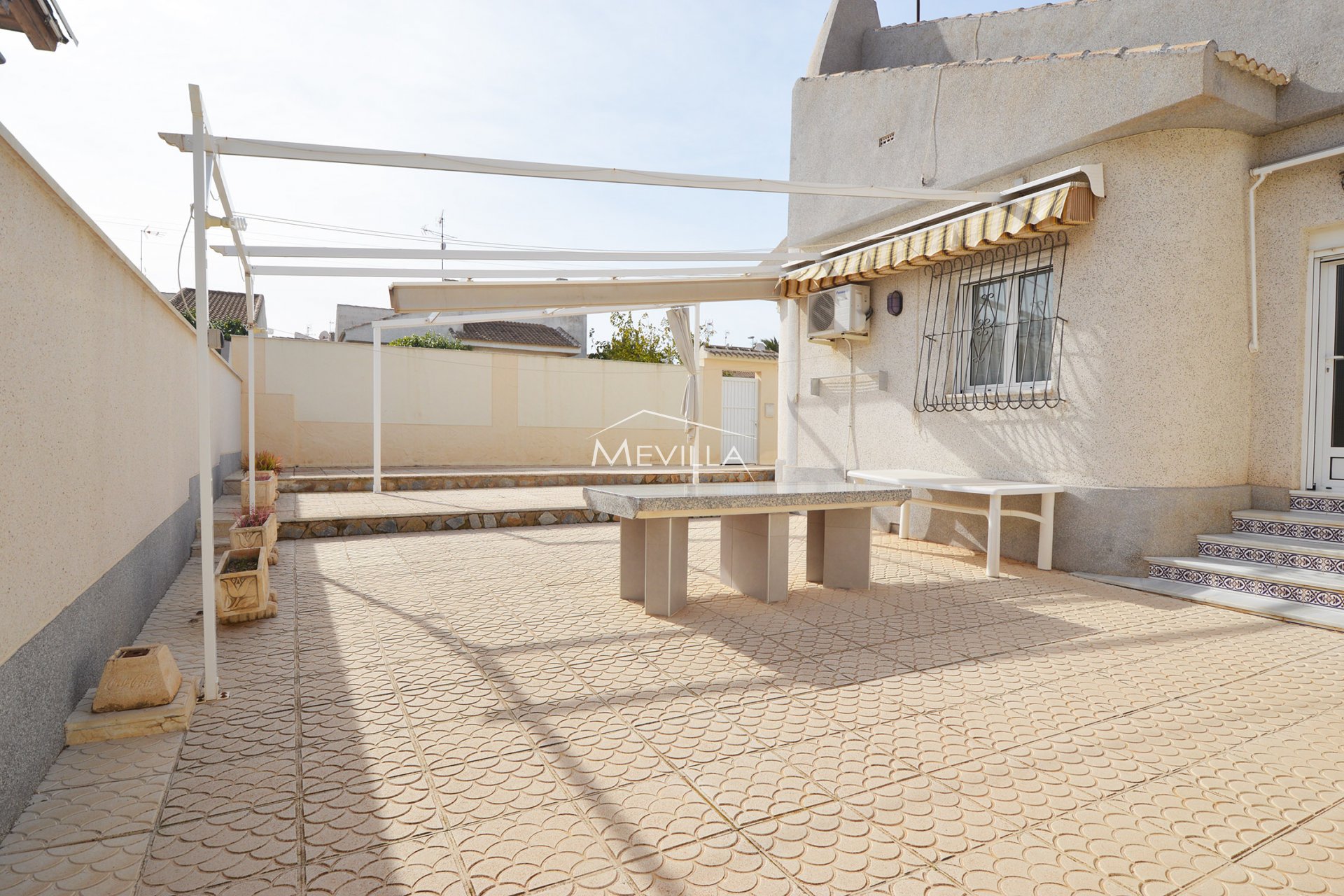 Återförsäljare - Villa - Orihuela Costa - Mil Palmeras