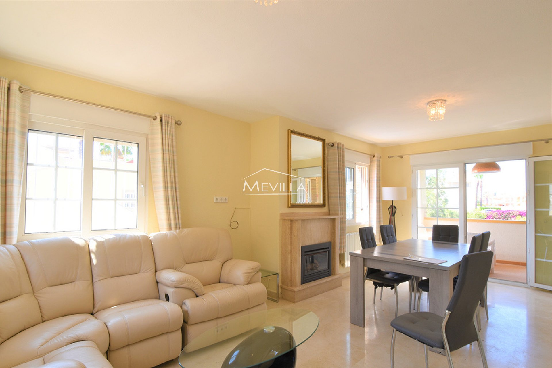 Återförsäljare - Villa - Orihuela Costa - Playa Flamenca