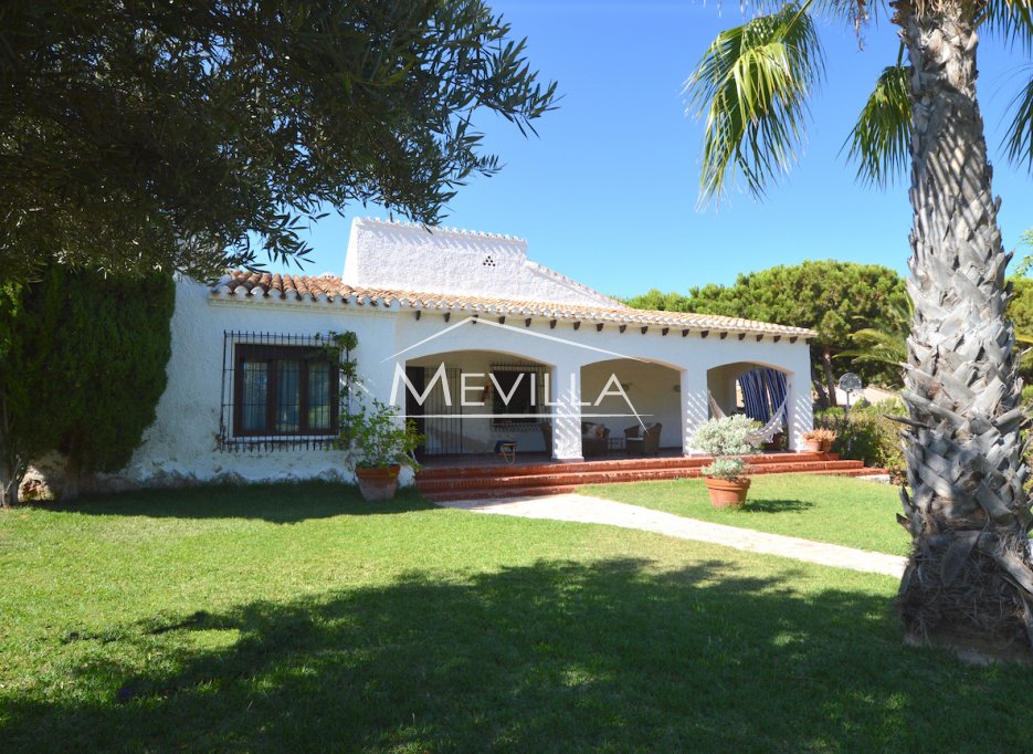 Återförsäljare - Villa - Orihuela Costa - Punta Prima
