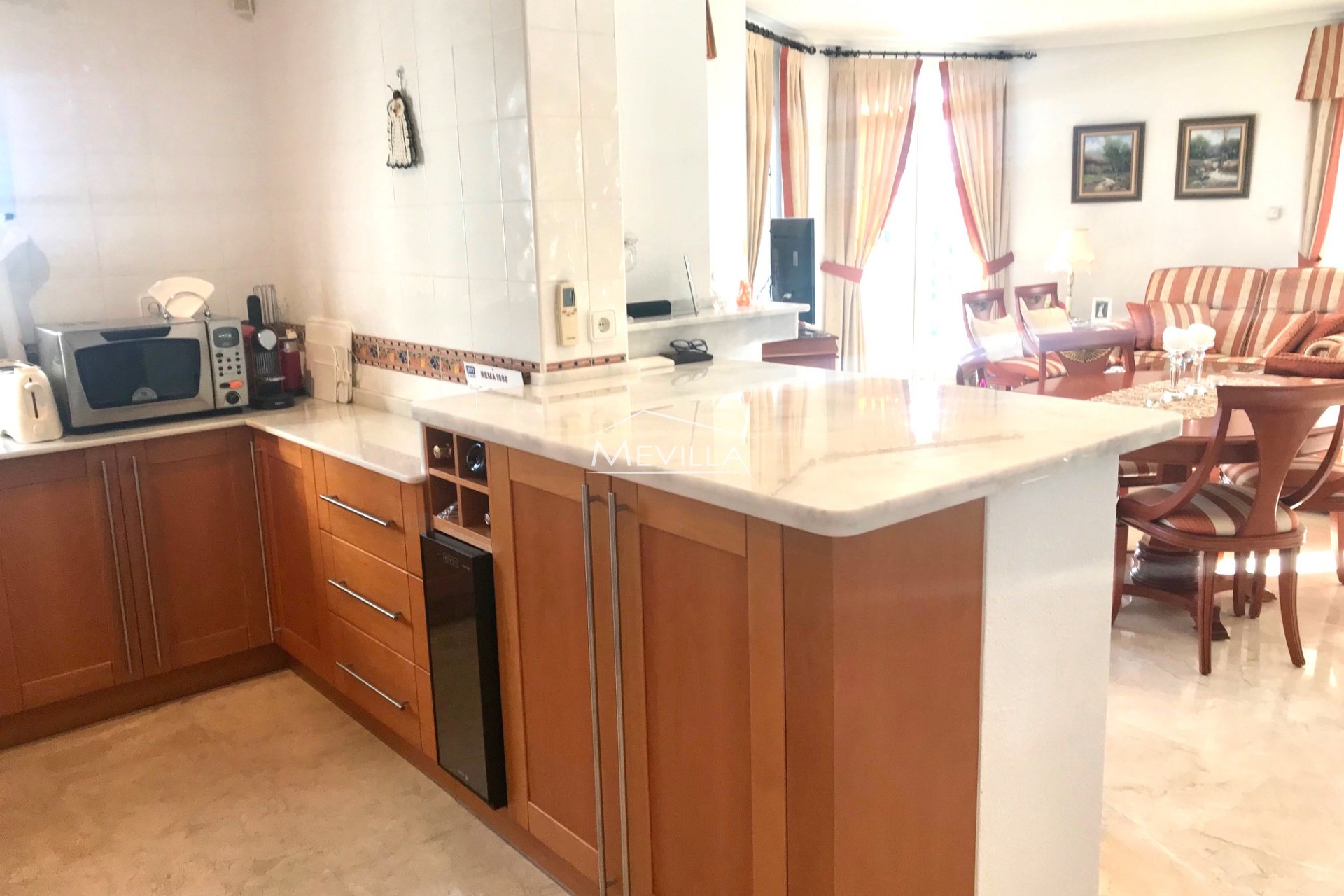 Återförsäljare - Villa - Orihuela Costa - Villamartin