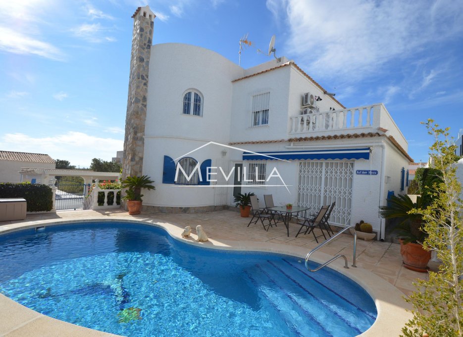 Återförsäljare - Villa - Orihuela Costa - Villamartin