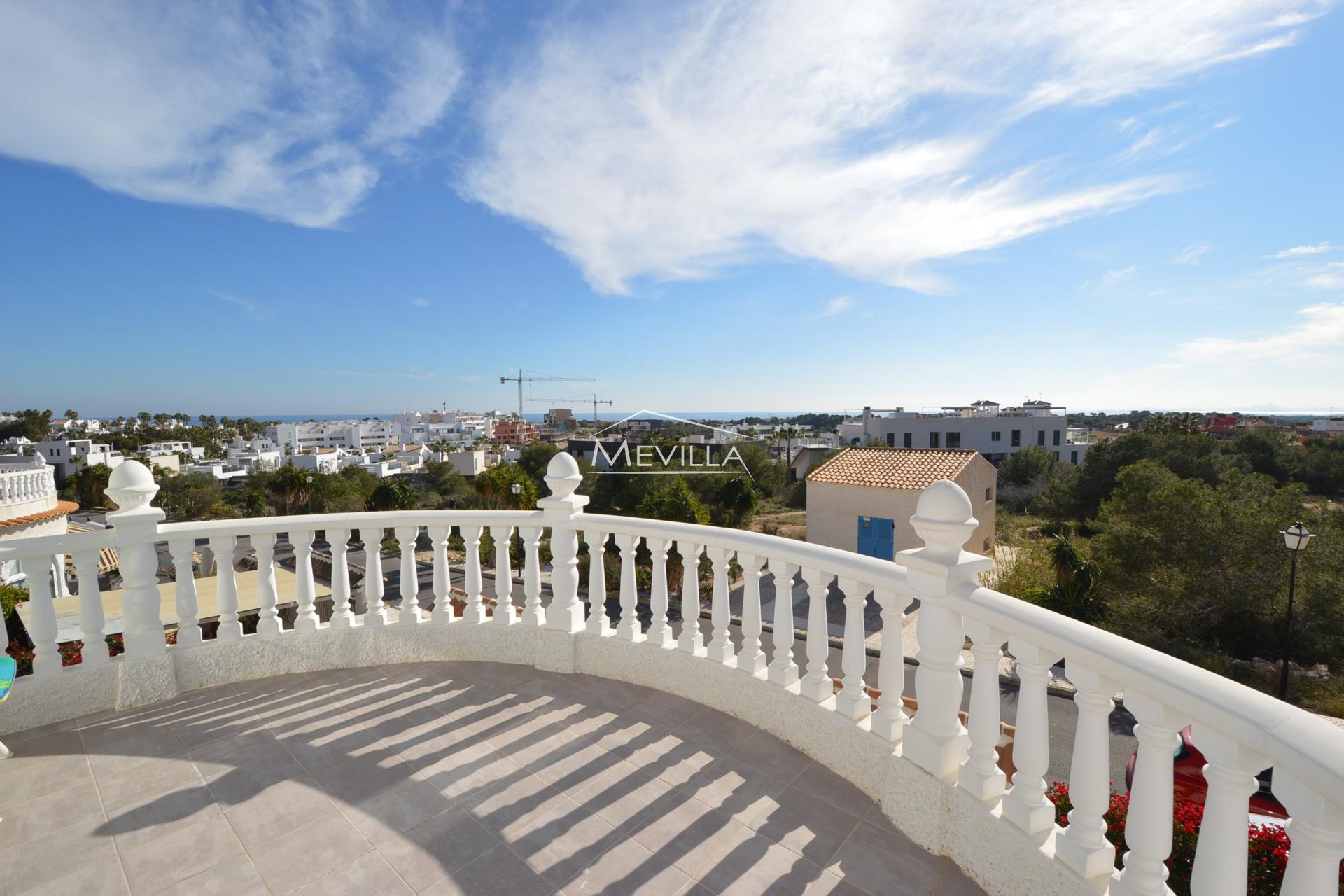 Återförsäljare - Villa - Orihuela Costa - Villamartin