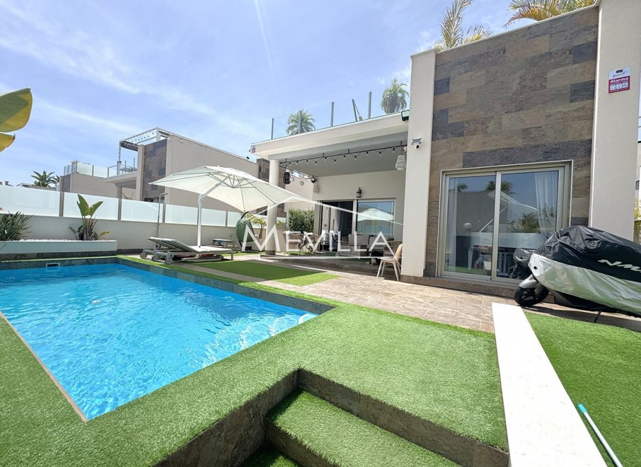 Återförsäljare - Villa - Orihuela Costa - Villamartin