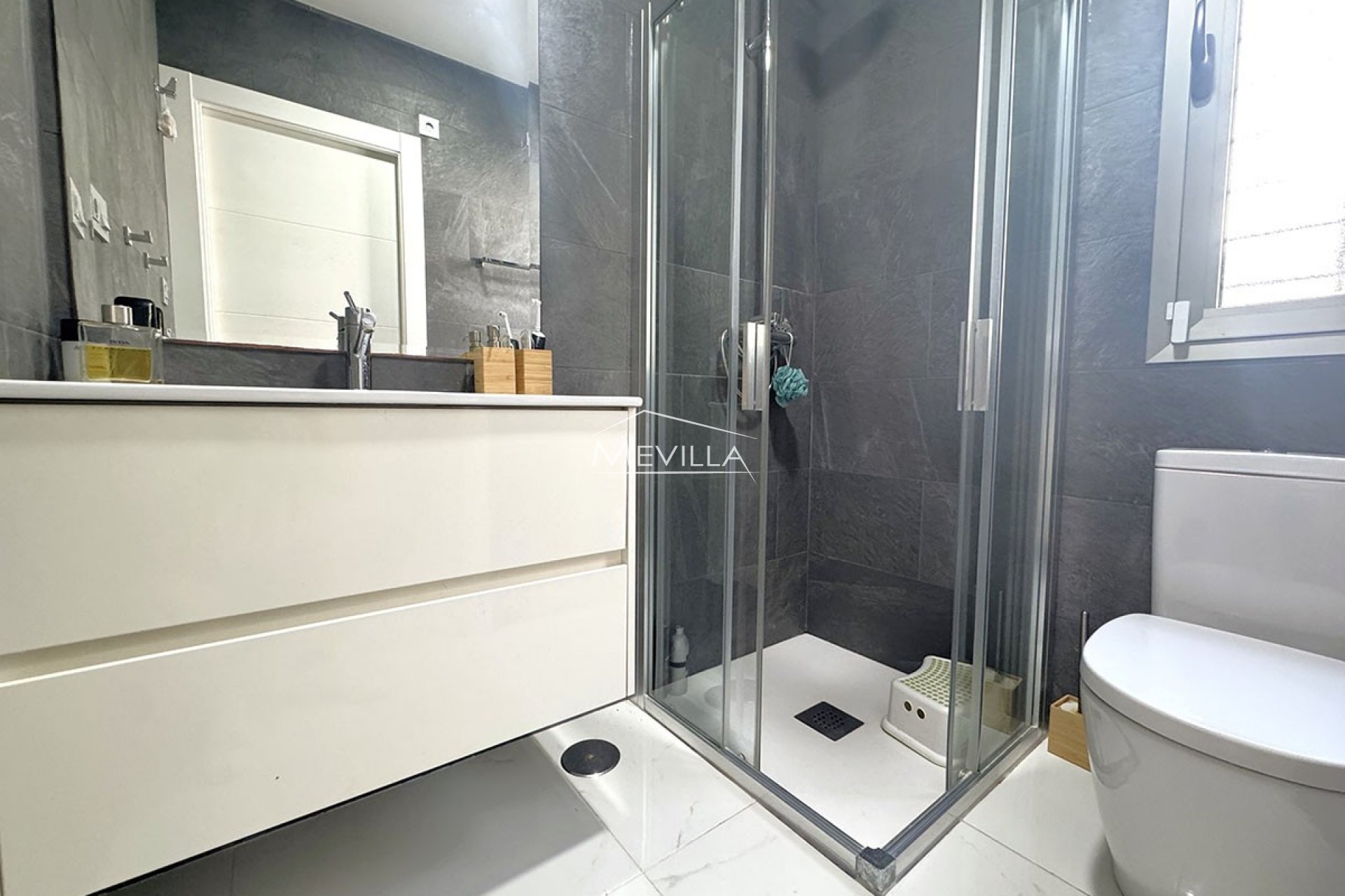 Återförsäljare - Villa - Orihuela Costa - Villamartin