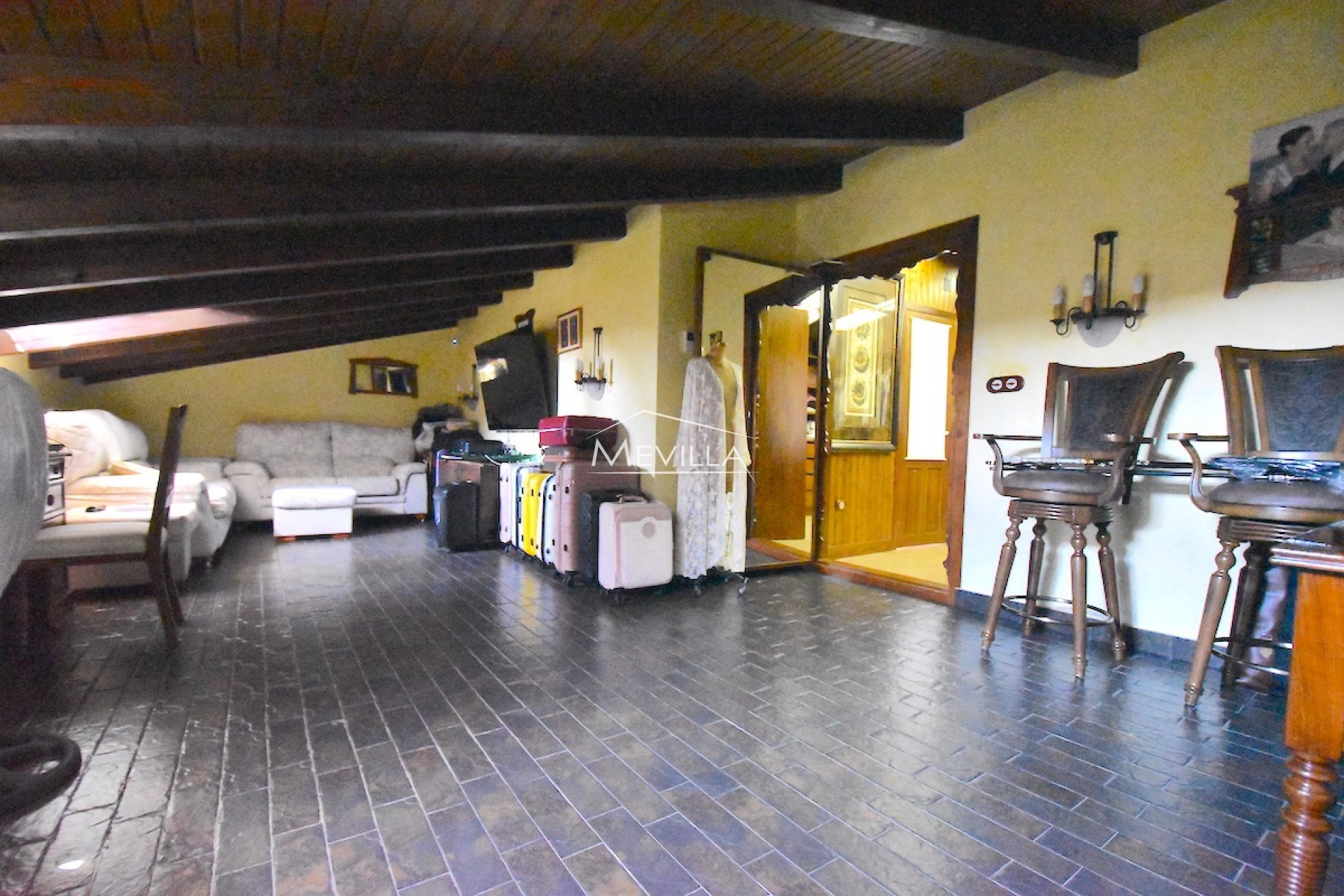 Återförsäljare - Villa - Rafal