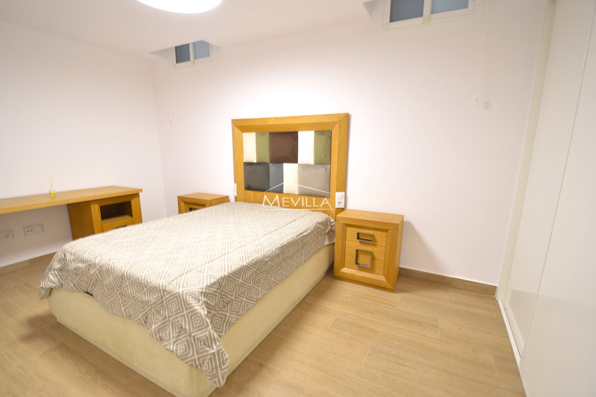 Återförsäljare - Villa - San Miguel de Salinas