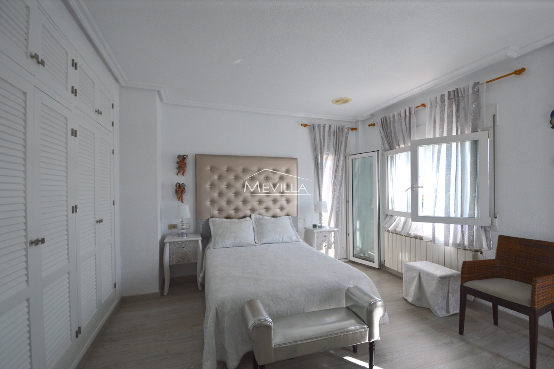 Återförsäljare - Villa - Torrevieja - La Veleta