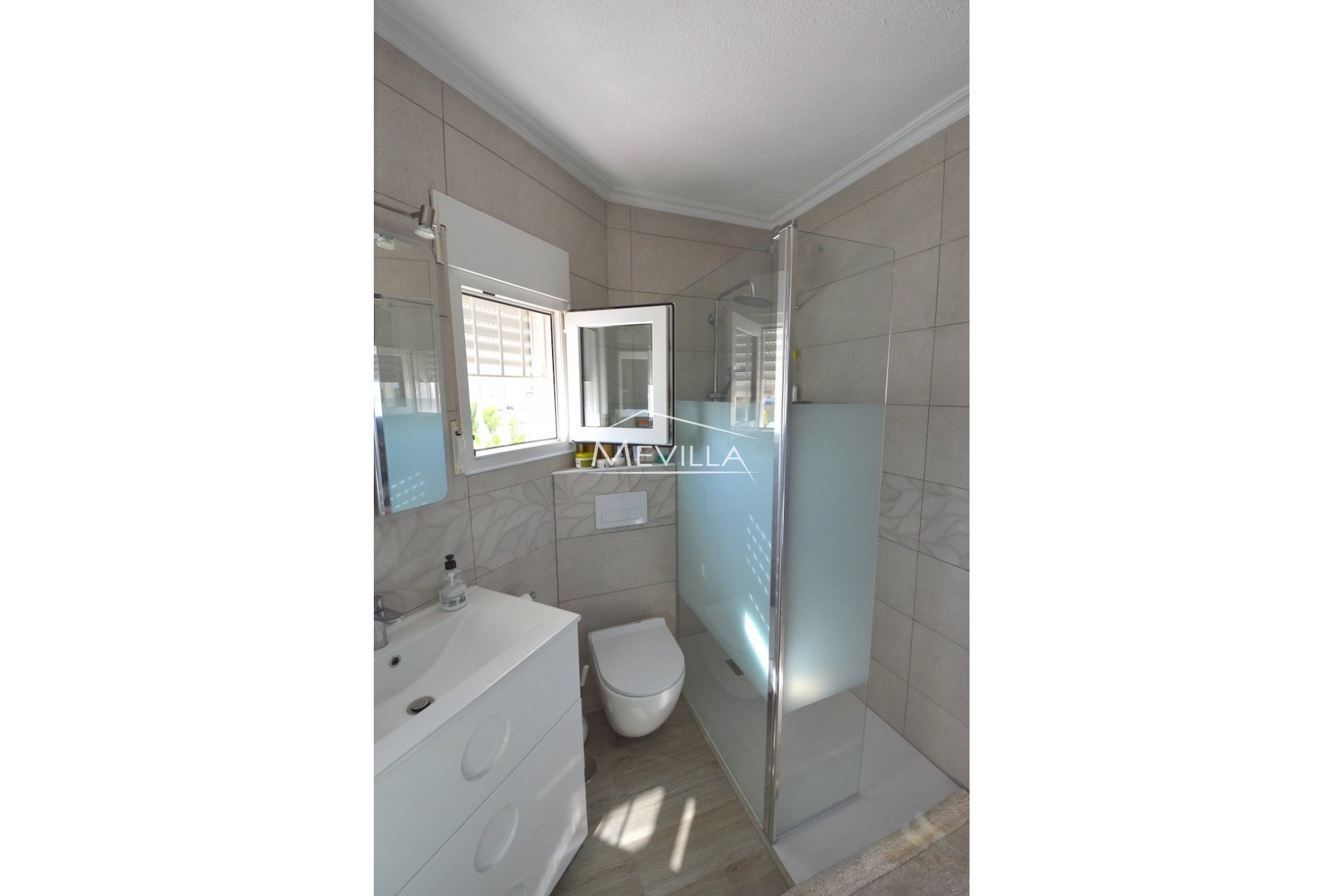 Återförsäljare - Villa - Torrevieja - La Veleta