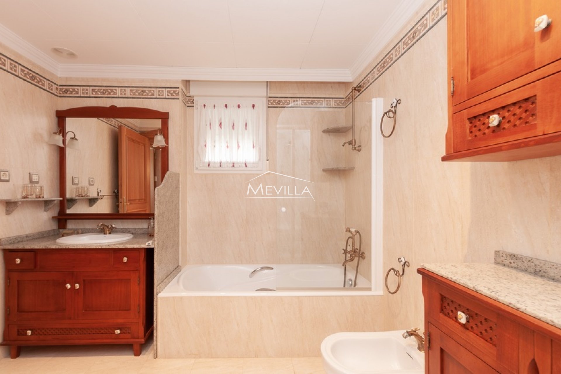 Återförsäljare - Villa - Torrevieja - La Veleta