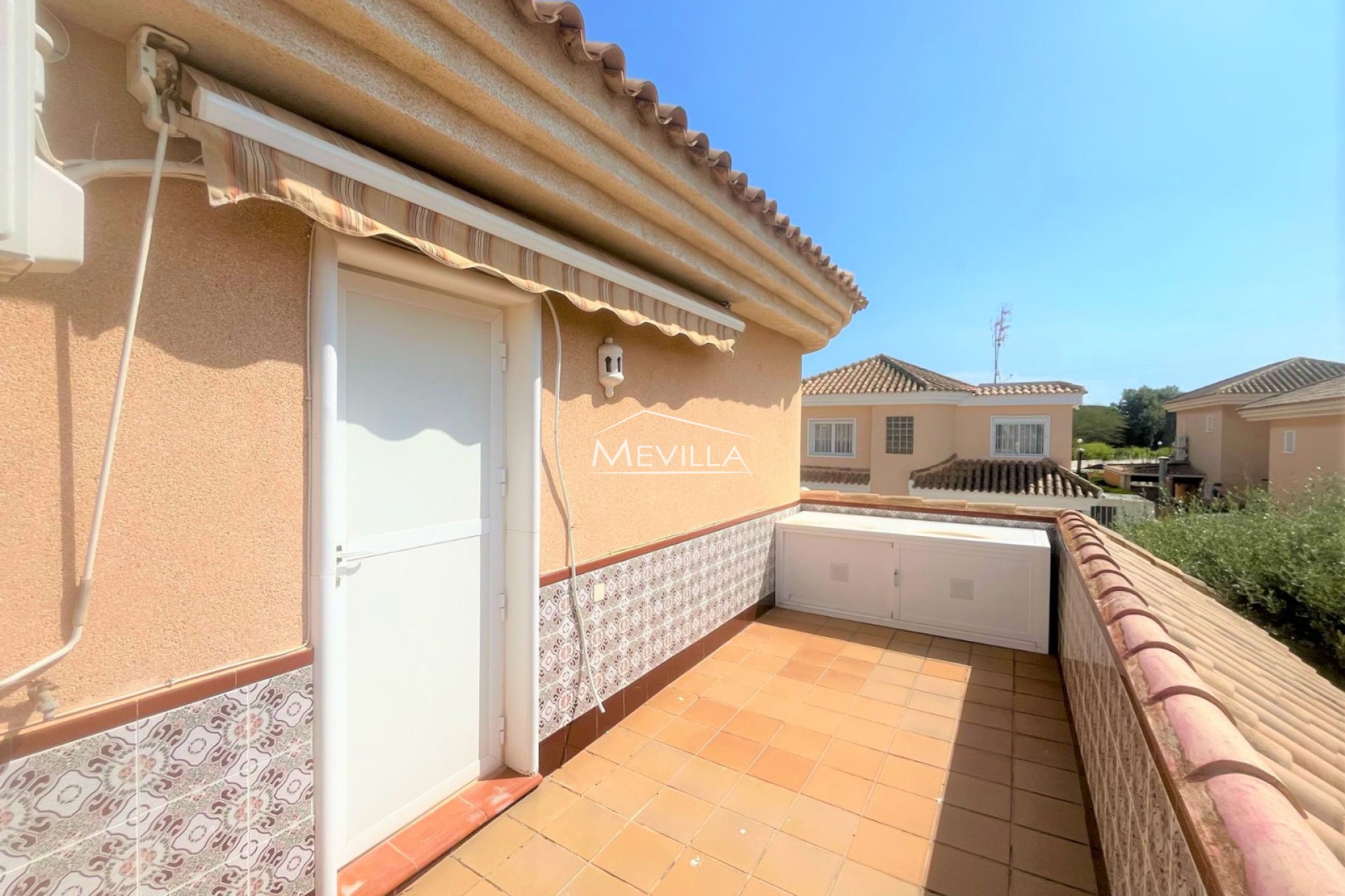 Återförsäljare - Villa - Torrevieja - Los Altos