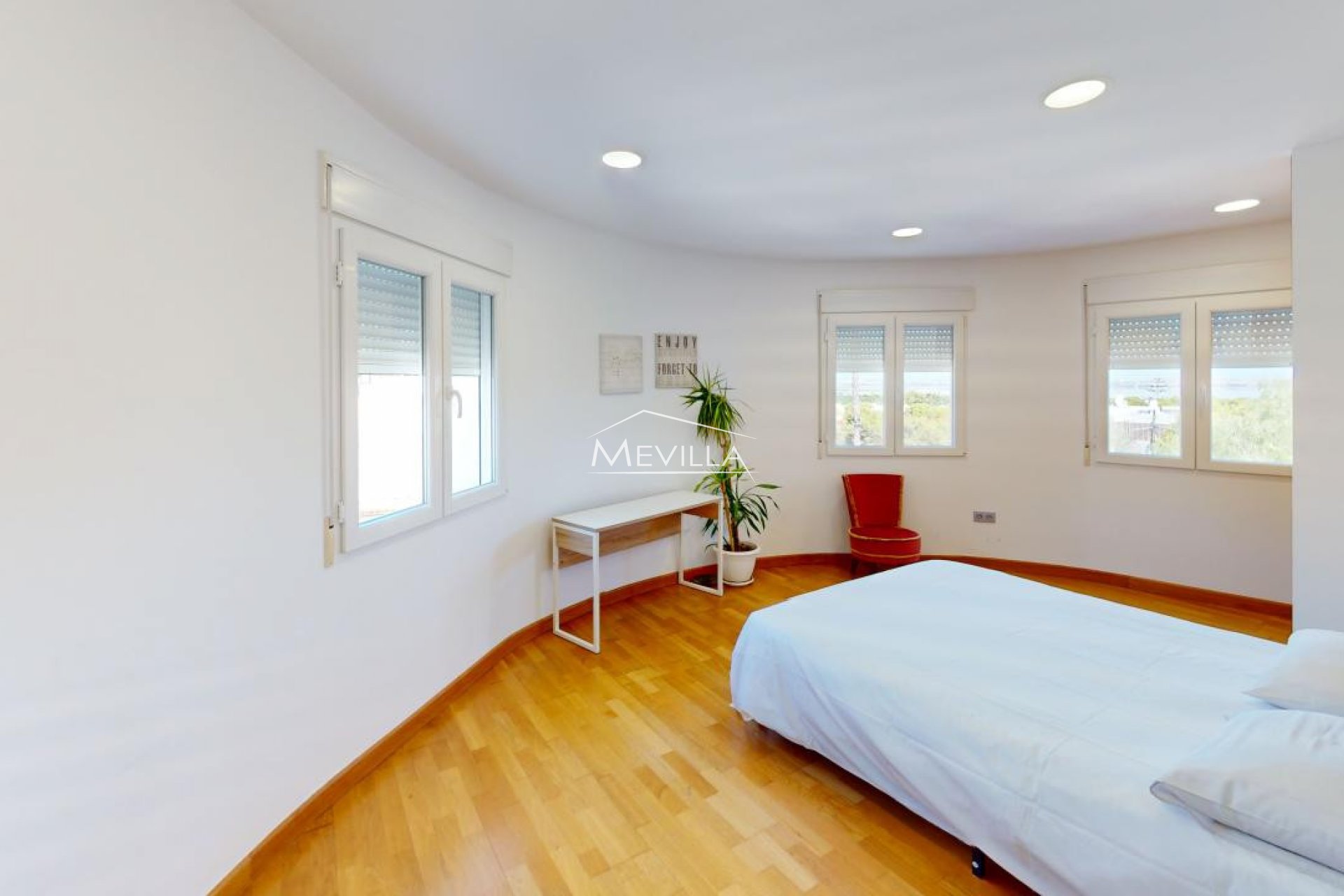 Återförsäljare - Villa - Torrevieja - Los Balcones