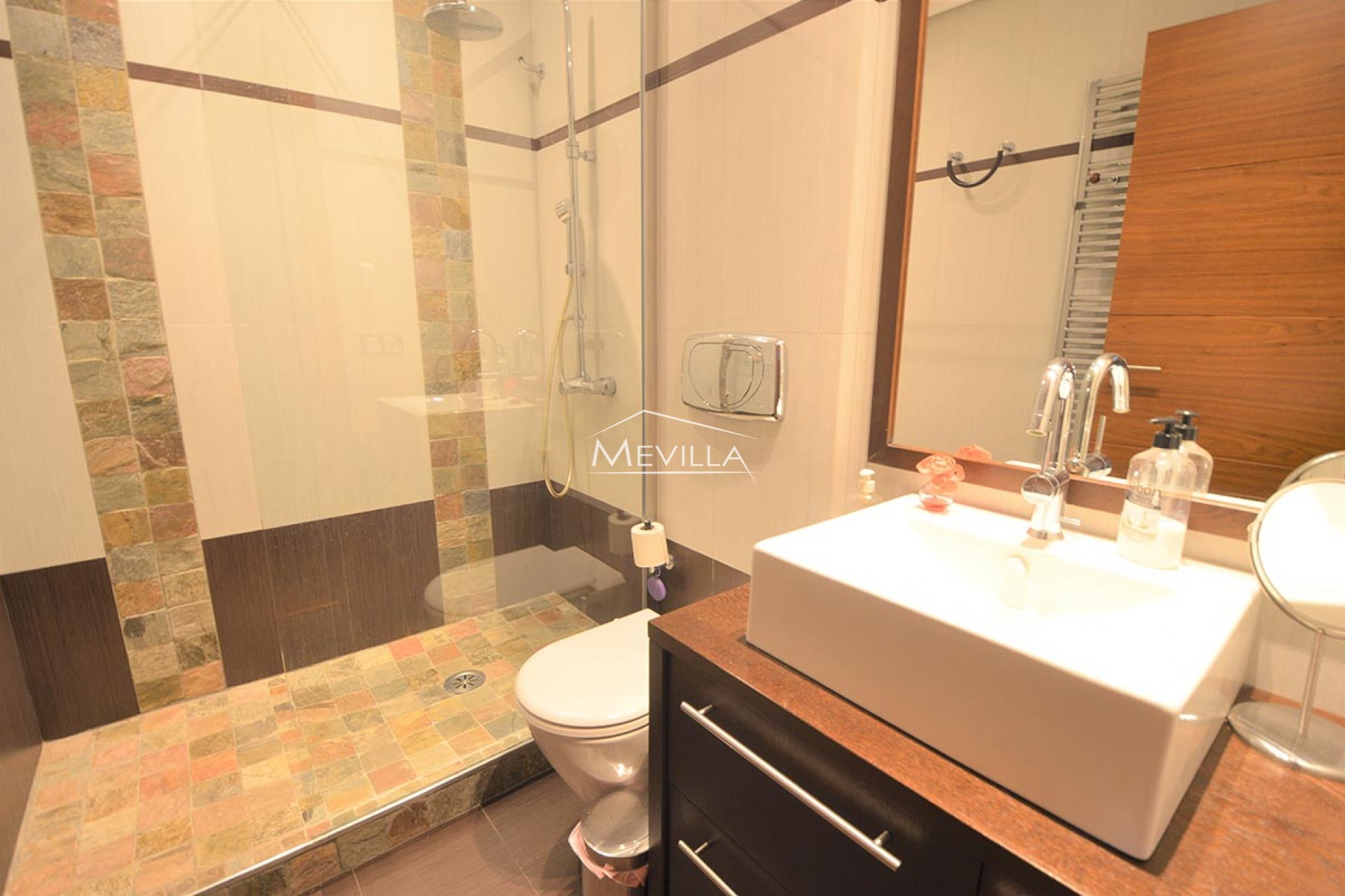 Återförsäljare - Villa - Torrevieja