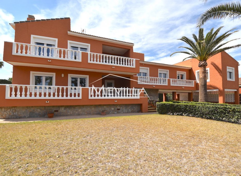 Återförsäljare - Villa - Torrevieja