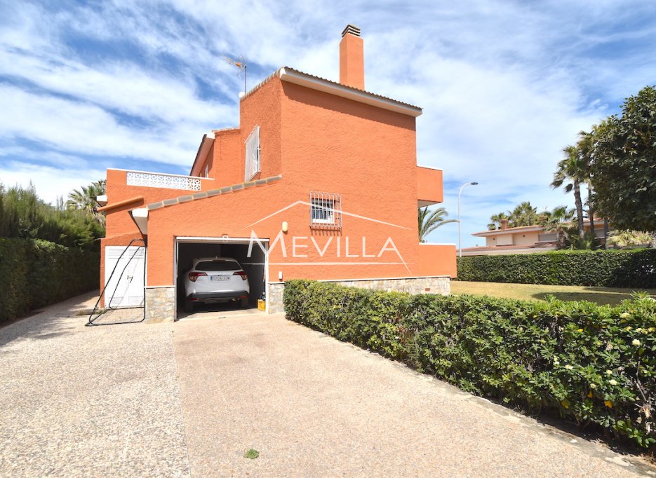 Återförsäljare - Villa - Torrevieja