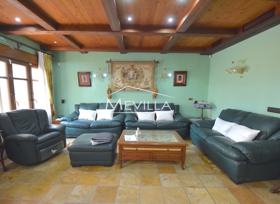 Återförsäljare - Villa - Torrevieja