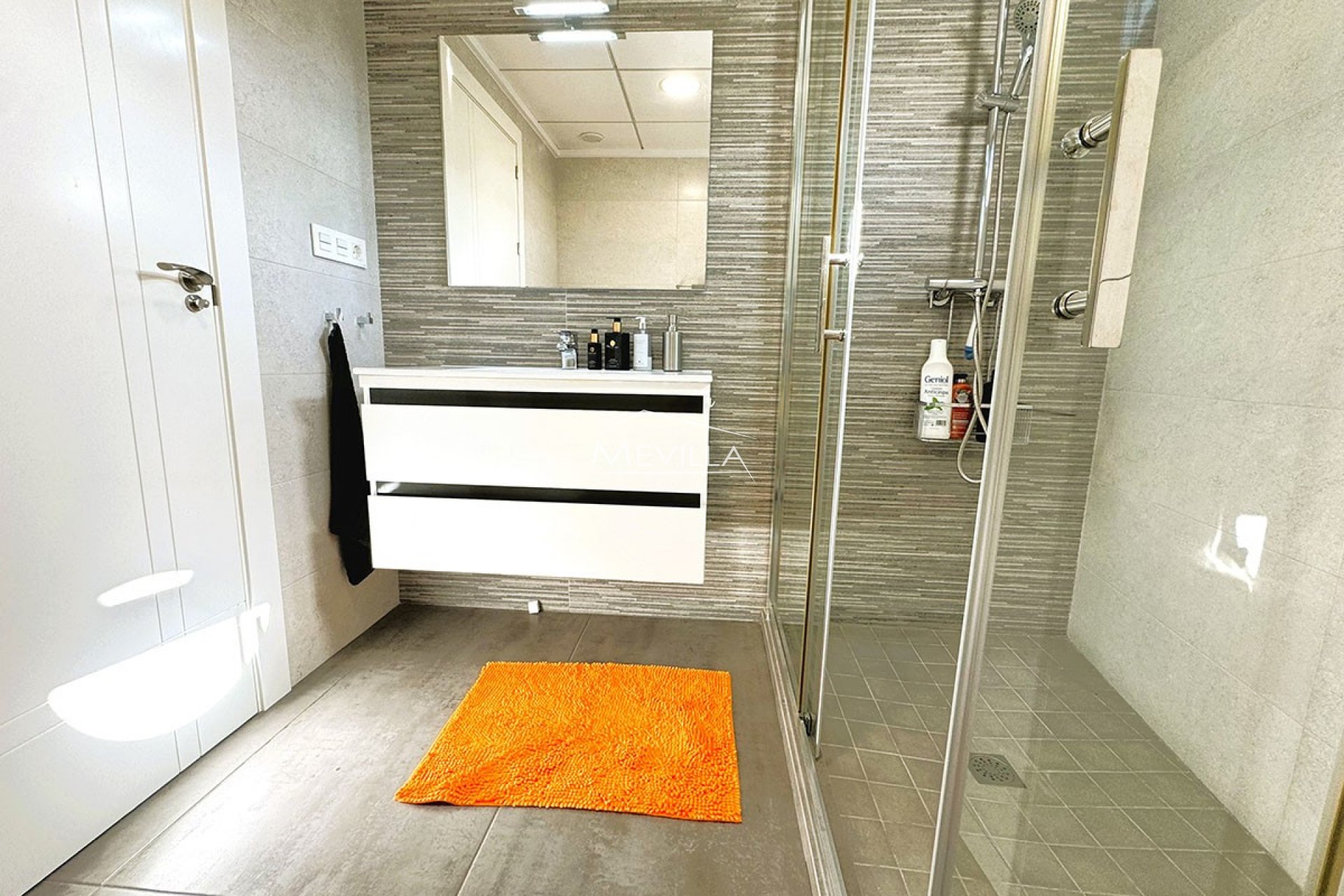 Återförsäljare - Villa - Torrevieja