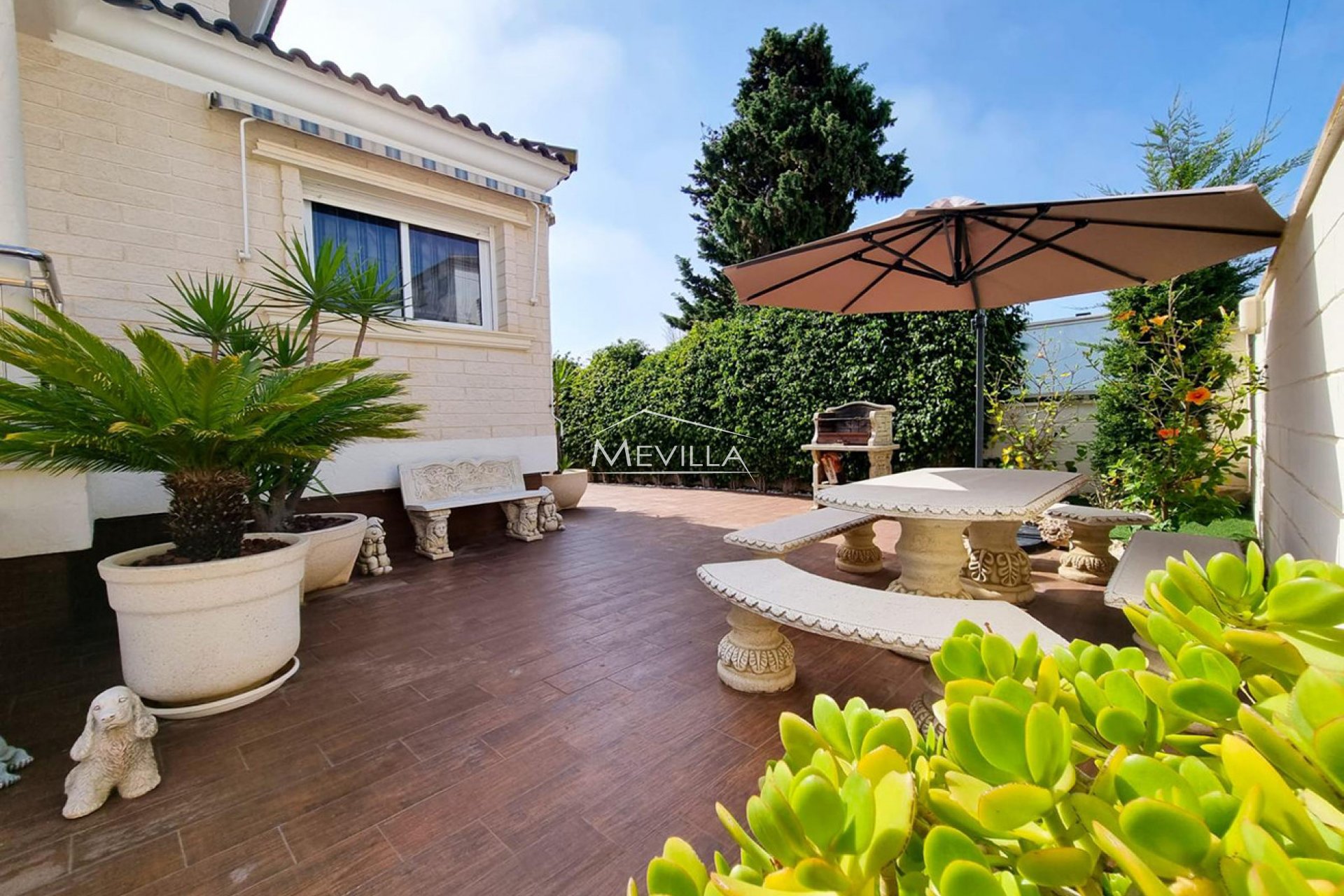 Återförsäljare - Villa - Torrevieja