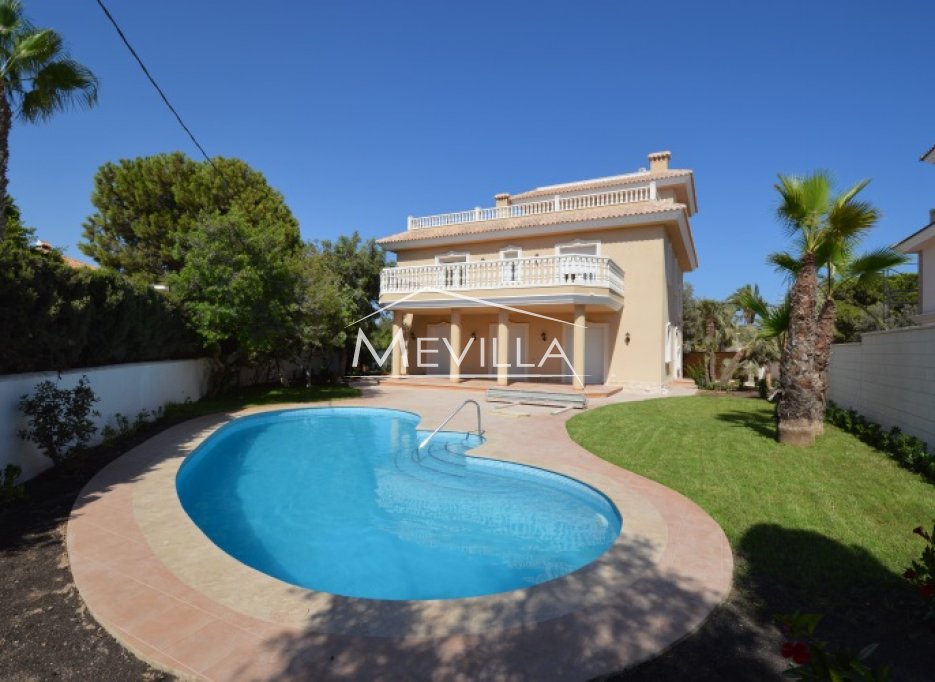 CHALET DE LUJO EN CABO ROIG (NUEVA CONSTRUCCIÓN)