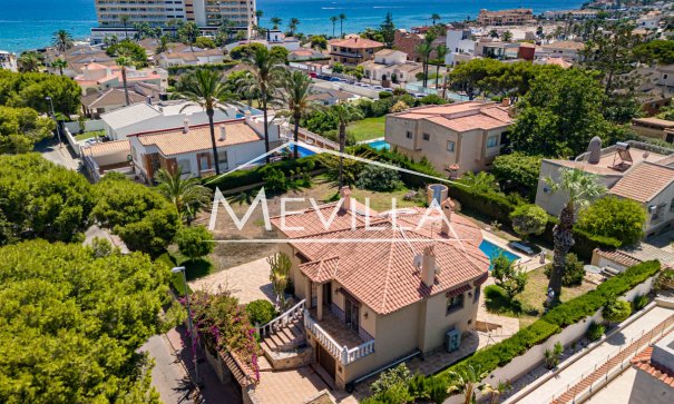 Chalet / Villa - Reventas - Orihuela Costa - La Zenia