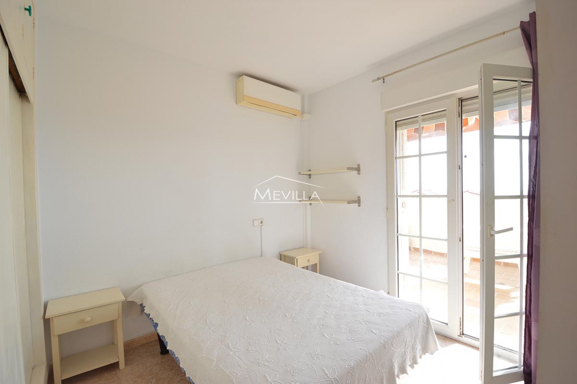 Das Schlafzimmer