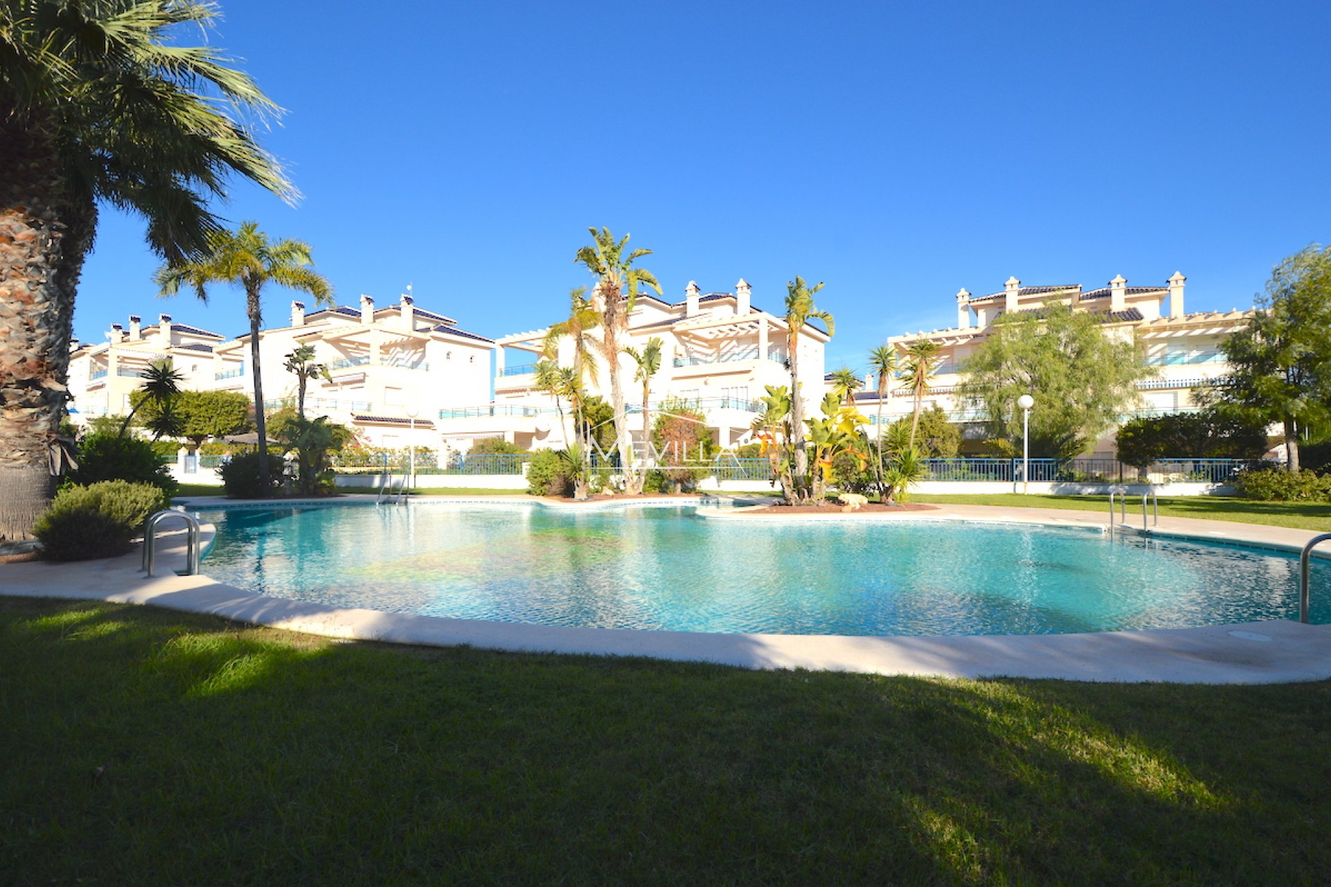 El piscina communitarian