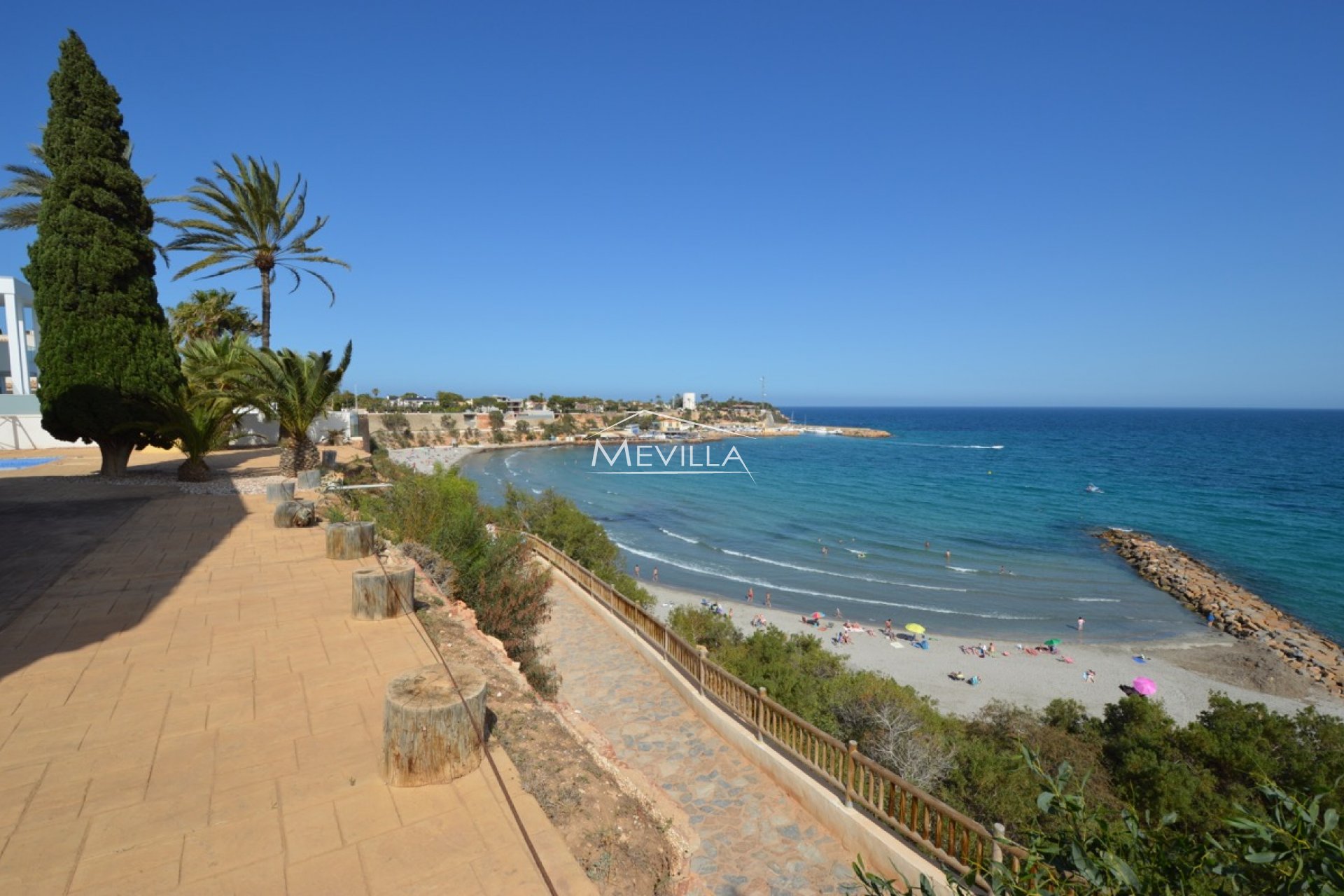 FIRST LINE VILLA IN CABO ROIG FOR SALE