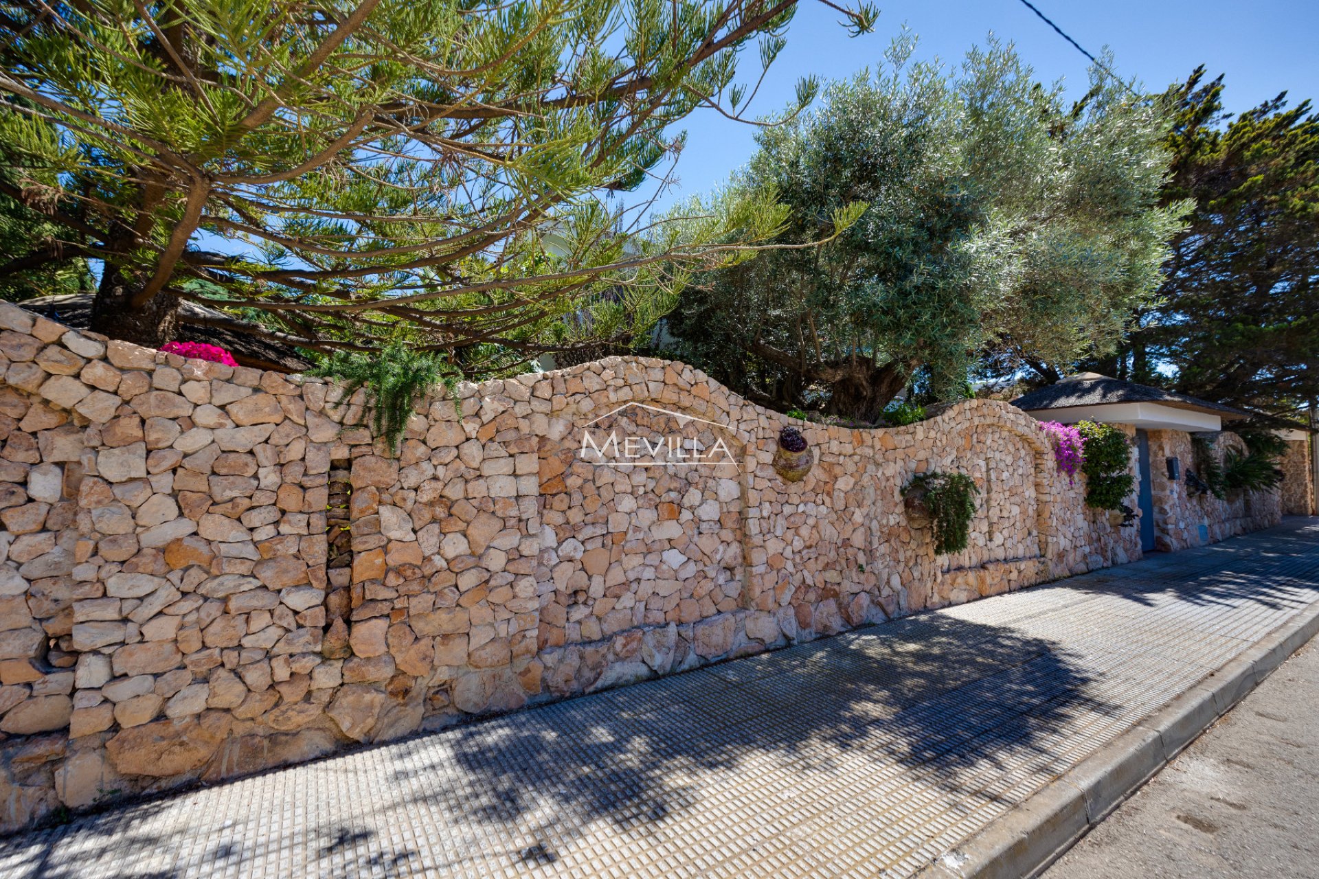 Frontlinjen - Villa - Orihuela Costa - Cabo Roig