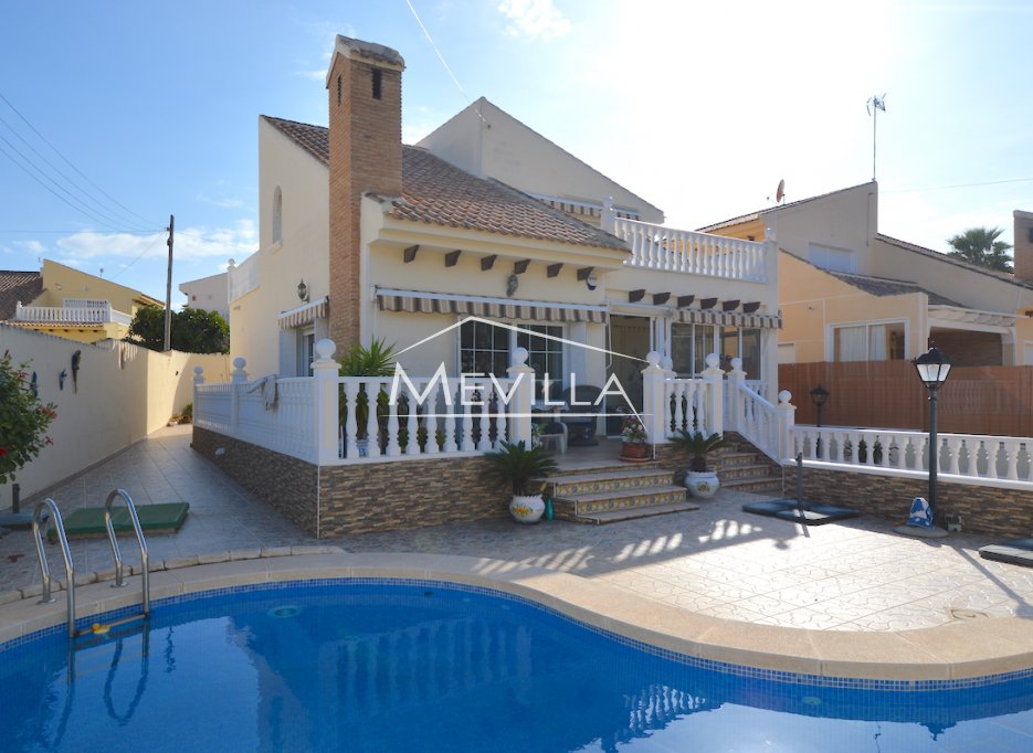 INDEPENDENT VILLA NEAR THE SEA FOR SALE, FLAMENCA BEACH