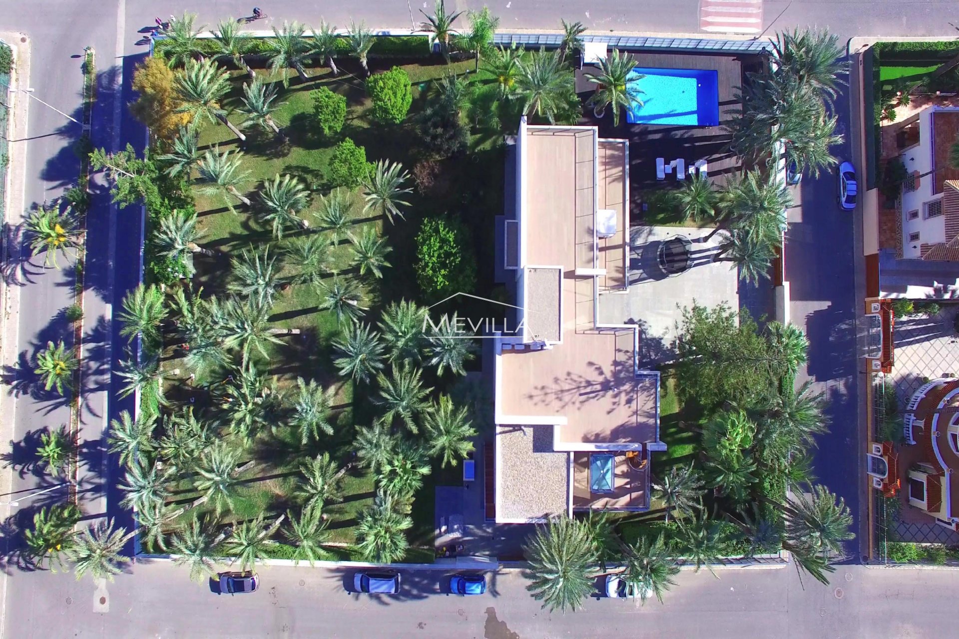 La villa con jardin